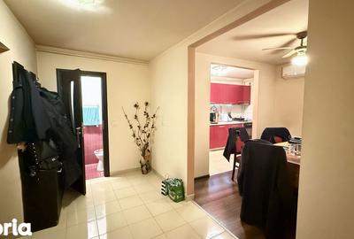 Apartament cu 4 camere semidecomandat, mobilat în Circumvalațiunii - 11