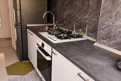 Apartament cu 3 camere semidecomandat în Apusului