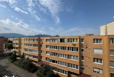 Apartament cu 3 camere în Florilor - 4