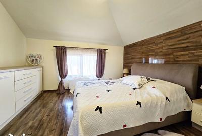 Apartament cu 3 camere în Pârneava - 4