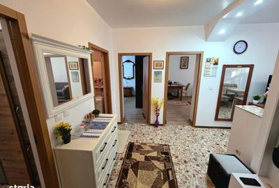 Apartament cu 3 camere decomandat în Central - 2