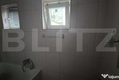 Apartament cu 3 camere decomandat în Micro 15 - 12