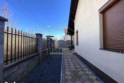 Casă cu 3 camere cu Canalizare în Giroc - 2