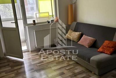 Apartament cu 2 camere decomandat în Circumvalațiunii - 5