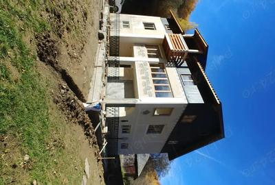 Casă cu 3 camere cu Teren 140000 Mp în Preluca Nouă - 9