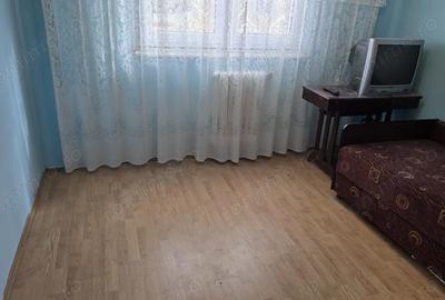 Apartament cu 2 camere decomandat în Micro 15 - 13