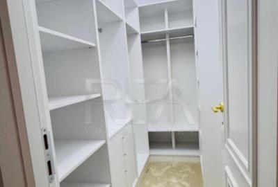 Casă cu 4 camere cu Canalizare în Central