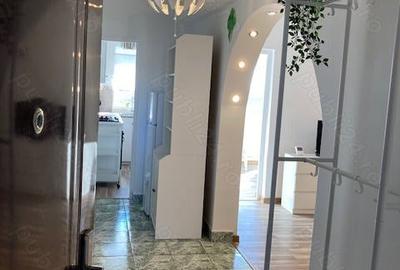 Apartament cu 2 camere decomandat, mobilat în Central - 1