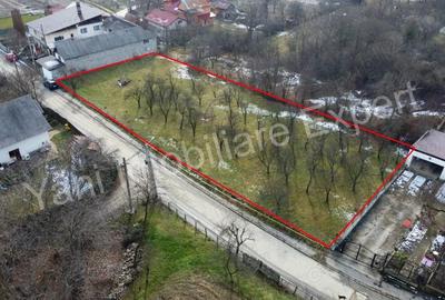 Teren de 1774 mp, în Central - 2