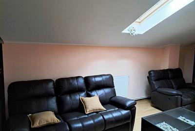 Casă cu 4 camere în Central - 2