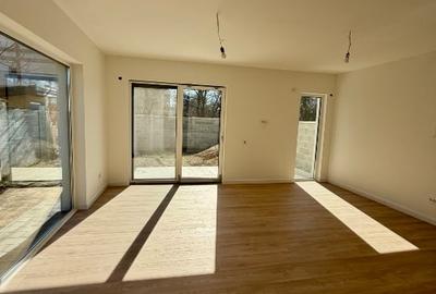 Duplex cu 4 camere cu Canalizare în Lipovei - 8