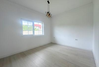 Duplex cu 4 camere cu Canalizare în Moșnița Nouă - 5