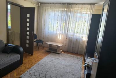Apartament cu 2 camere semidecomandat în Nord