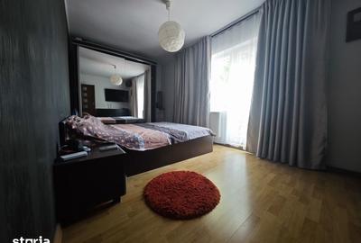 Casă cu 5 camere cu Teren 1078 Mp în Corbeanca