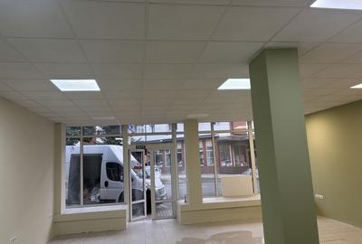 Spațiu comercial, de 60 mp, în Central - 6