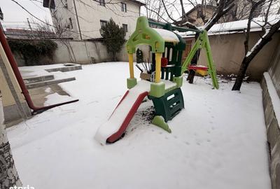 Casă cu 4 camere cu Canalizare în Central - 20