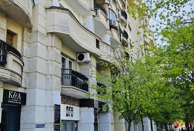 Apartament cu 2 camere decomandat în Decebal