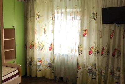 Apartament cu 3 camere decomandat în Sud - 3