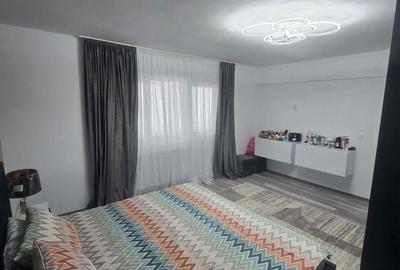 Apartament cu 4 camere în Central - 2