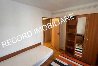 Apartament decomandat 3 cam, 2 bai, zugravit,balcon cartier Grigorescu - 7
