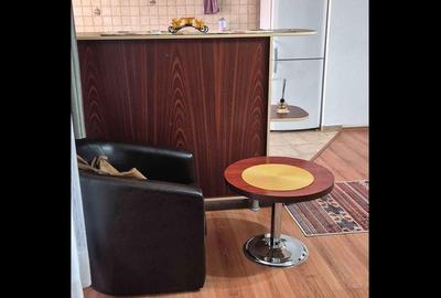 Garsonieră decomandată în Vitan - 4