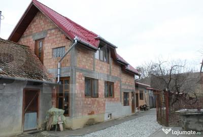 Casă cu 5 camere cu Teren 1337 Mp în Belin - 12