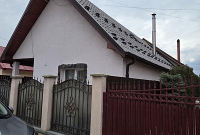 Casă cu 3 camere în Central - 1