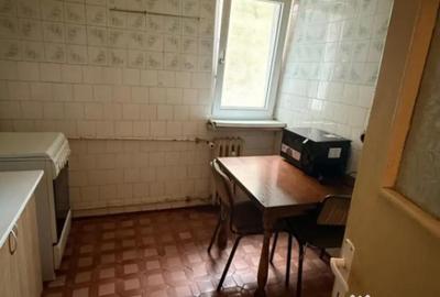 Apartament cu 4 camere semidecomandat în Calea București - 2
