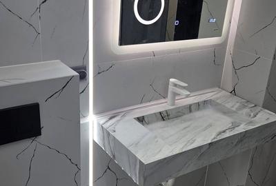 Apartament cu 3 camere decomandat în Florești