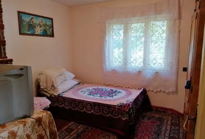 Casă cu 5 camere cu Teren 1321 Mp în Central - 11