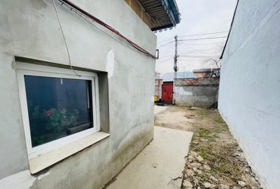 Rosu-Militari, Casa 7 Camere, singur in curte. Teren 750 mp. - 2