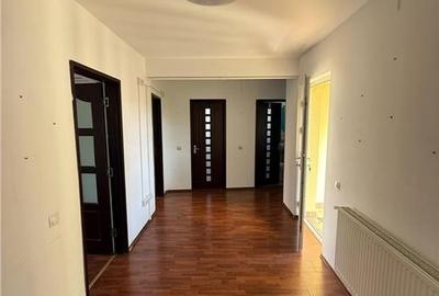Apartament cu 2 camere decomandat în Mărăști