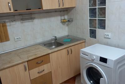 Vitan, Mall Vitan, in fata - 3