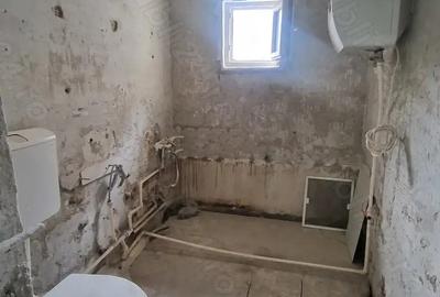 Proprietar vand apartament 3 camere - 4