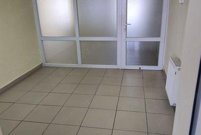 Spatiu Birou de inchiriat - 38 mp - Calea Feldioarei 75C - 8