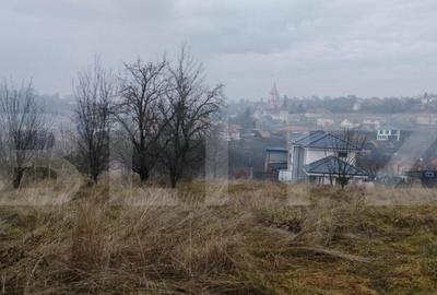 Teren de 2050 mp, în Feleacu - 2