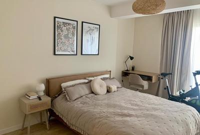 Apartament 2 camere, 53mp, etaj intermediar, cu terasa 14mp, parcare, zona VIVO