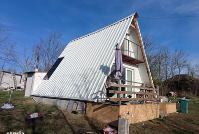 Casă cu 2 camere cu Teren 1000 Mp în Rociu - 2