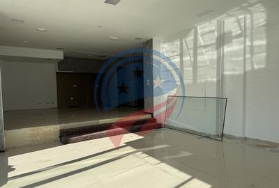 Spa?iu comercial ultracentral ideal pentru salon, ma...