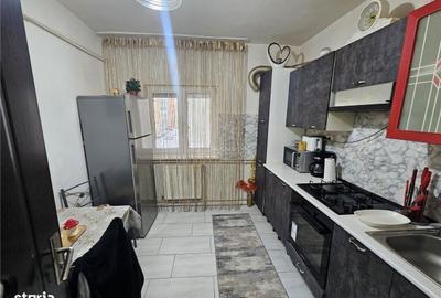 Apartament cu 3 camere semidecomandat în Central - 16