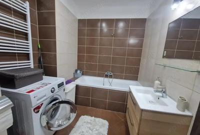 Inchiriez ap. decomandat cu 2 camere in Zona Soarelui, et.1, suprafata utila de 61 mp. - 5