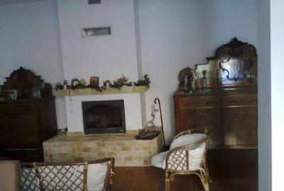 Blv BUCURESTI - casa P+1, 6cam, S-200mp - 155000 euro - 9