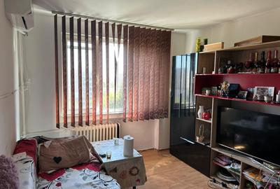Apartament cu 4 camere semidecomandat, mobilat în Drumul Taberei - 2