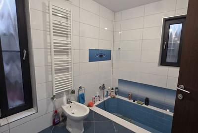 Casă cu 4 camere în Central - 15