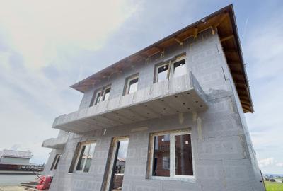 Duplex cu 4 camere cu Teren 250 Mp în Sânpetru - 17