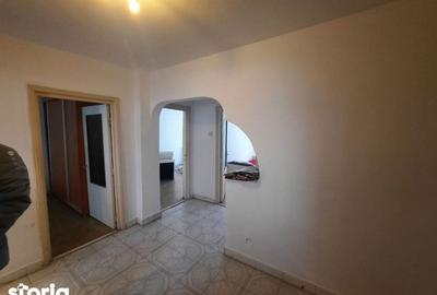 Apartament cu 3 camere în Precista - 1