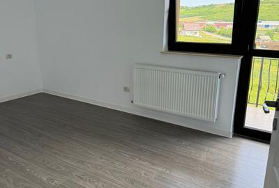 Duplex cu 3 camere cu Canalizare în Miroslava - 2