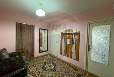 Apartament decomandat 3 camere -centrala proprie  zona Lebada - 12