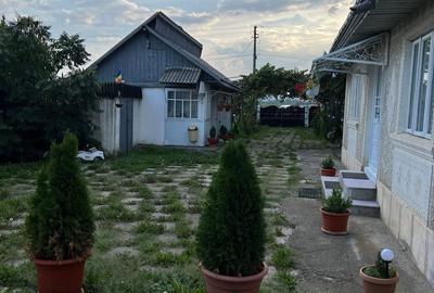 Casă cu 2 camere cu Teren 17.5 Mp în Fălticeni - 1