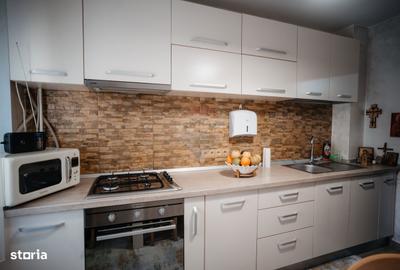 Apartament cu 3 camere, mobilat în Burdujeni - 19